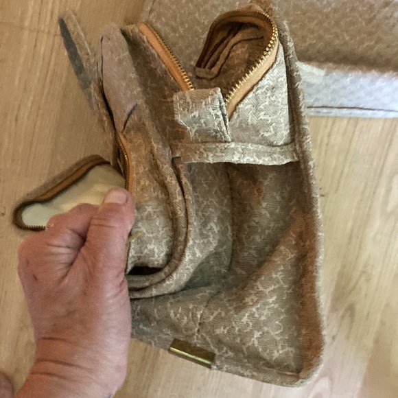 Totables by dura-tan cosmetic bag WOW - Picture 14 of 16